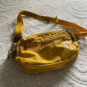 Fjallraven hip pack